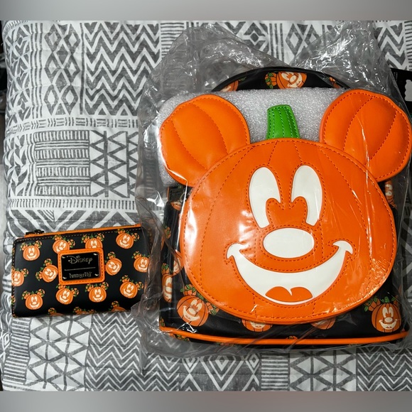 Loungefly Disney Mickey-O-Lantern Backpack and Disney Mickey-O-Lantern Wallet - Picture 6 of 8